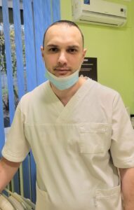 Врач стоматолог